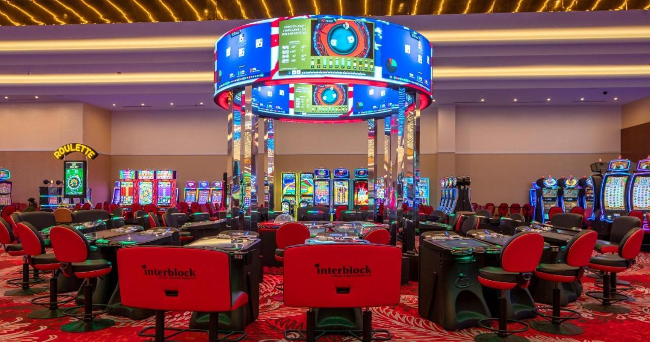 Southland Casino Hotel *